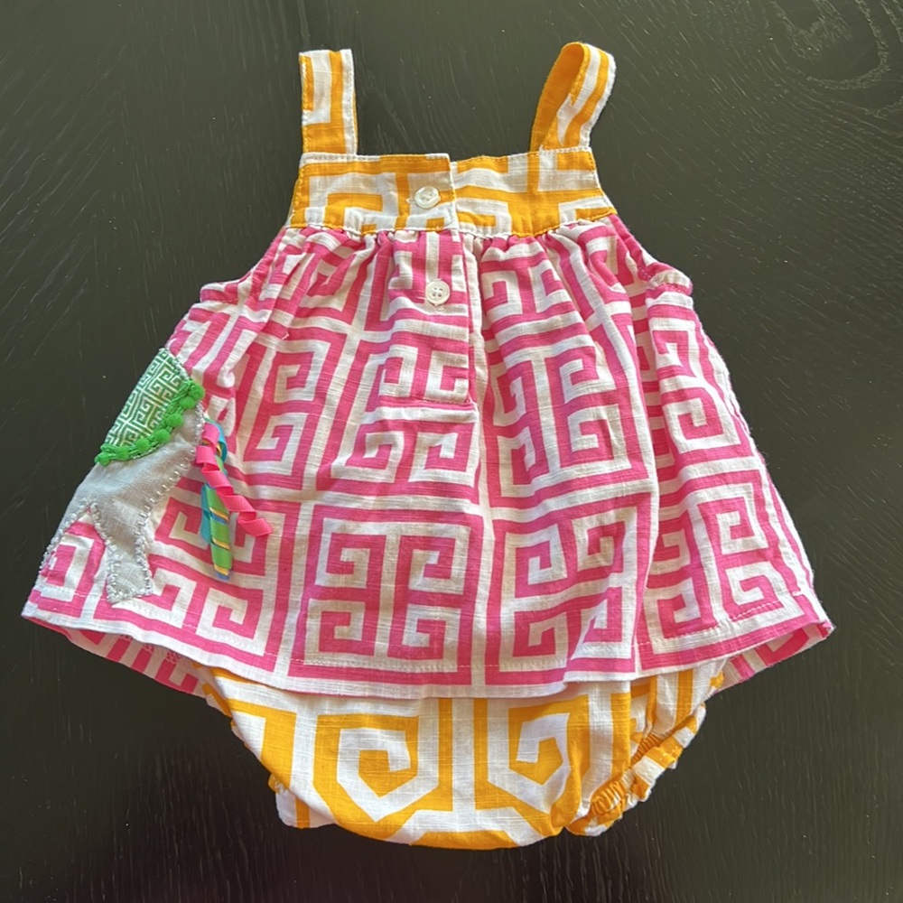 Mud Pie 6-9 Month Elephant Appliqué Bubble Romper - Picture 2 of 7
